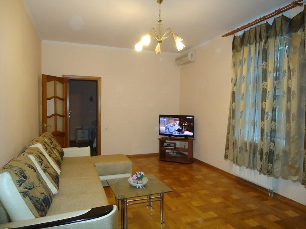 Rentday Apartments - Kiev Номер фото